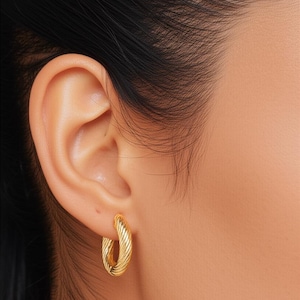18kt gold-plated twisted rope hoop earrings/gift for her/modern minimalist/ small hoop earring
