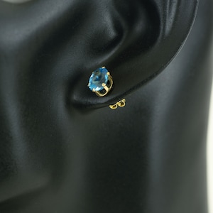 14K Blautopas Ohrstecker