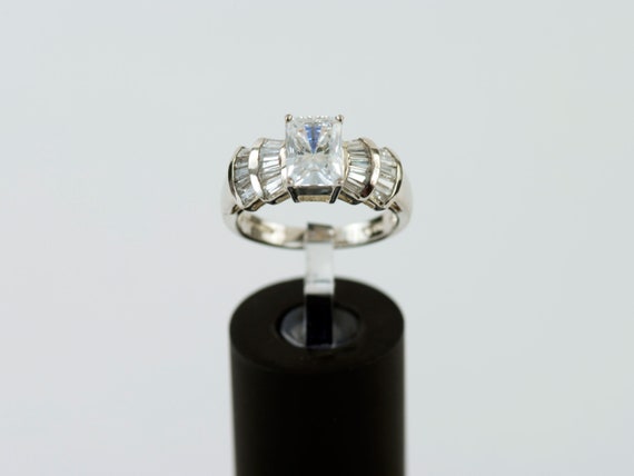 Silver Cubic Zirconia Ring with 21 Stones - image 1