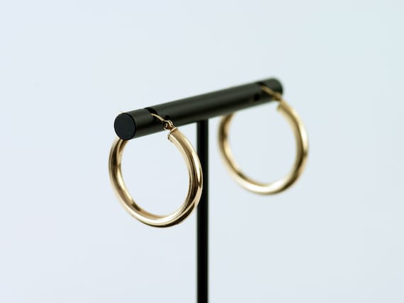 14K Solid Gold Hoop Earrings - image 3