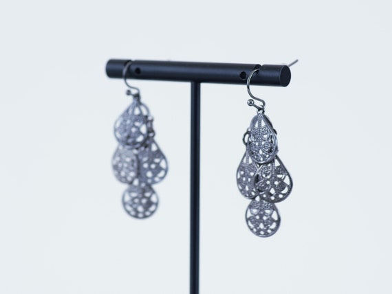 Mobile dangle earrings, three sets - image 8