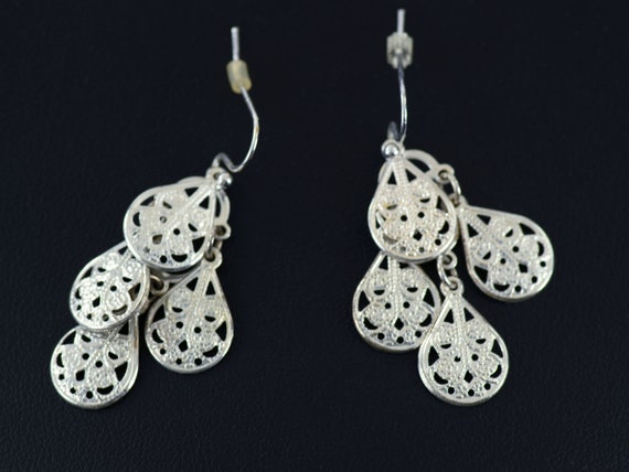 Mobile dangle earrings, three sets - image 4
