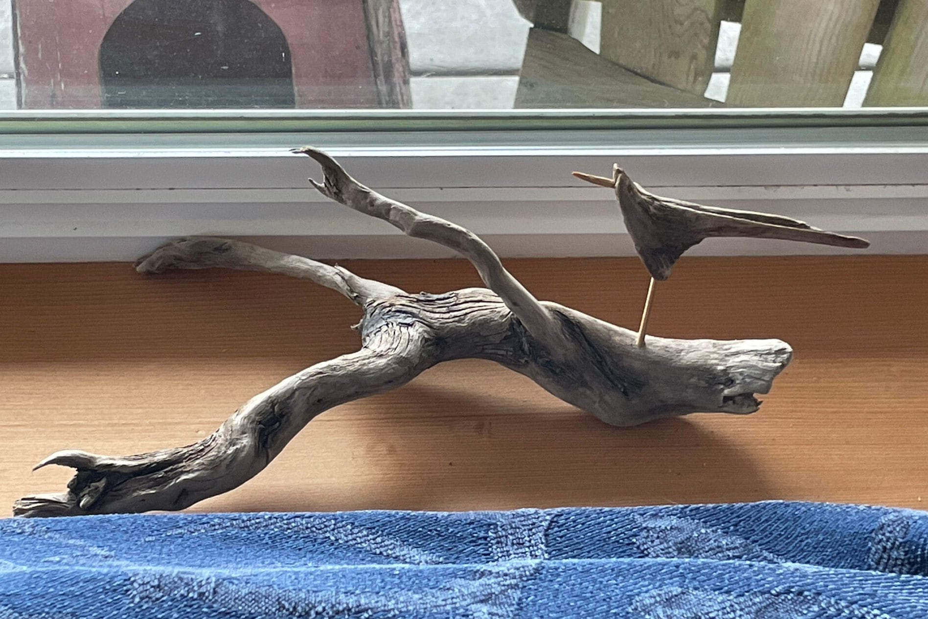 Wood Birds Patinated on Driftwood Branch 30cm Country House