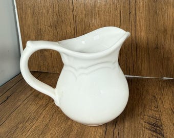 Pfaltzgraff Gazebo White Creamer Pitcher Handle Spout Stoneware USA 4.5"
