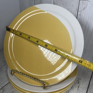 Gelber Anthropologie Salatteller Zweifarbiges Vierer Set Bild 2