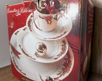 Vintage Kmart Poinsettia & Ribbons 16pc Porcelain Christmas Dinnerware Set