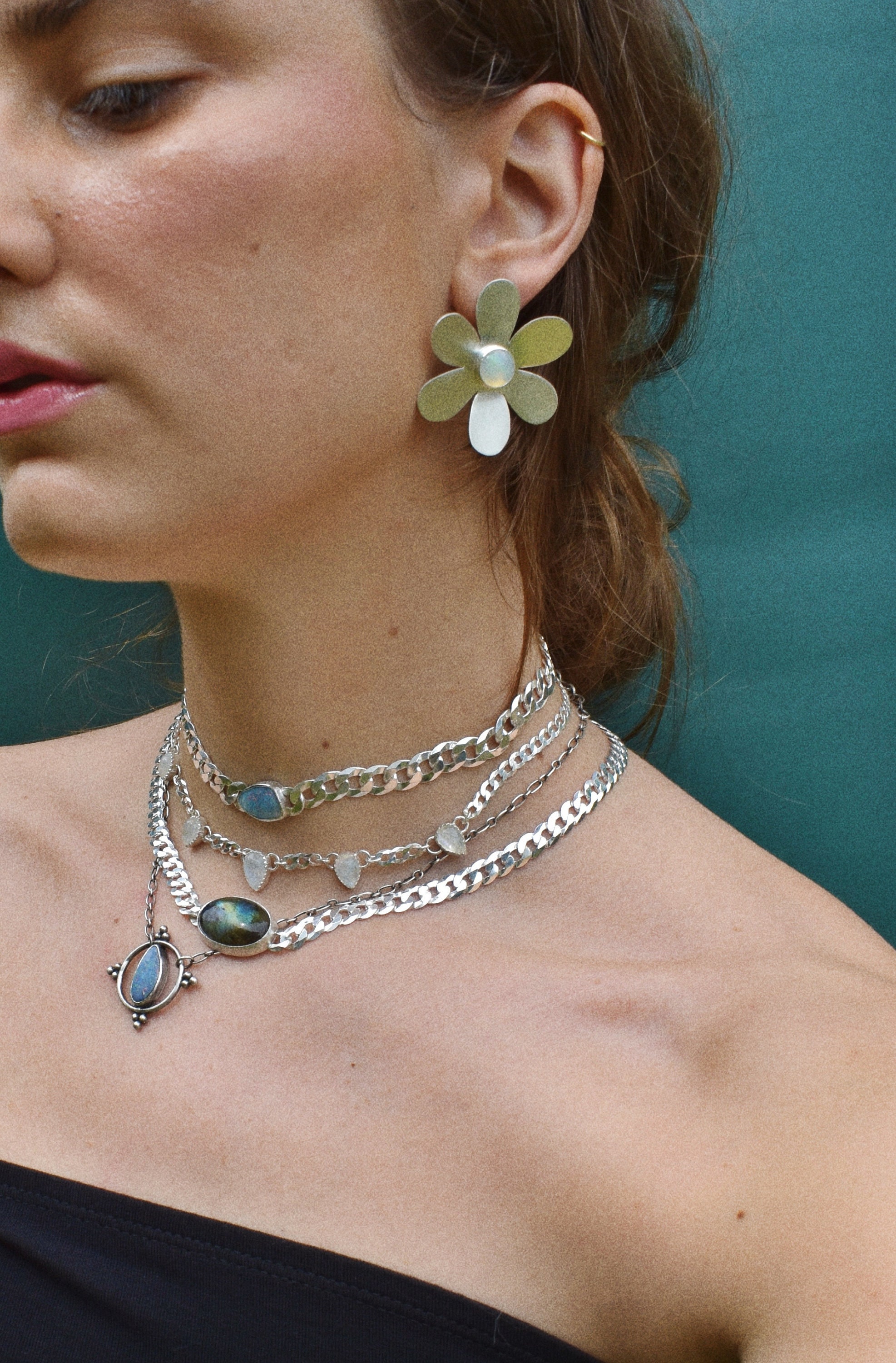 Big Daisy Earrings With Opal in Sterling Silver, Woodstock
