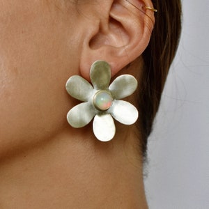 Big Daisy Earrings with Opal in Sterling Silver, Woodstock Festival Statement Jewelry, 60s / 70s Flower Power, Retro Maximalist Style