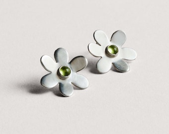 Willow Avalon Collection x Lil' Daisy Earrings - Etsy Festival Shop Exclusive - Handmade Sterling Silver Stud Earrings with Green Peridot