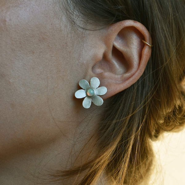 Daisy Stud Earrings with Opal, Spring Gift, Party Jewelry, Flower Power, Sterling Silver