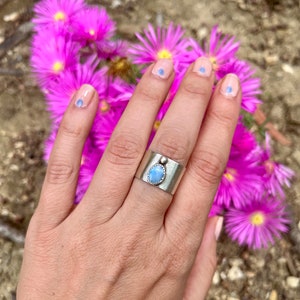 Australian Boulder Opal Chunky Sterling Silver Ring, Light Pastel Blue Rainbow Flash Stones, Thick Band, Matte Finish w/ Granulation Detail