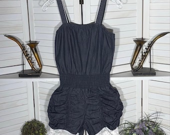 Vintage 90s chambray romper shorts white lace hem appliqué coquette fairy sz S