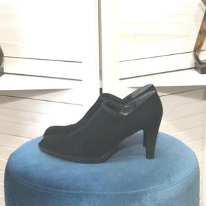 Stuart Weitzman vintage Y2K genuine black suede leather almond toe ankle boots sz 6