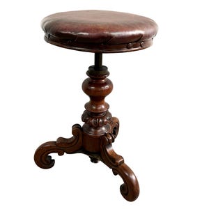 Victoriaanse draaiende pianokruk op gedraaide gebeeldhouwde zuil met steun met drie schuiven en leren blad - ca. 1860