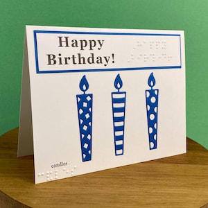 Carte d'anniversaire personnalisable en braille et tactile avec des bougies