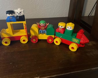 Vintage Lego Duplo Circus Train Set and Figures