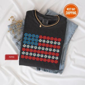 Retro American Flag Shirt, 4th of July Shirts, Womens Fourth of July Shirt, USA Graphic Tee, Patriotic Shirt, Independence Day Gift, USA Tee
