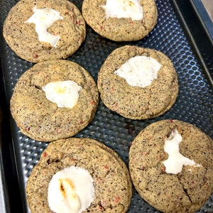 Strawberry milk tea Cookies - Asian flavor cookies - soft cookies - homemade cookies  - marshmallow - gourmet cookies
