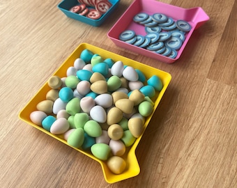 Universal Token Trays / Organizer für Brettspielteile / 3 verschiedene Größen / 12 Farben