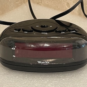Vintage Westclox Digital Alarm Clock With Snooze Small Table Model 66000