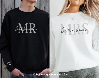 Mr and Mrs Sweatshirt, Personalized Last Name and Est Year Sweatshirt, Just Married Sweatshirt, Honeymoon Matching Sweatshirt, Wedding Gifts