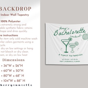 Op de afbeelding: Witte achtergrond met groene tekst die "Amy's Bachelorette Weekend" luidt, met een groene discobal-afbeelding. Onder de tekst bevindt zich een groene afbeelding van twee martini-glazen en de tekst "A Toast to Forever" met de datum "07.12.24 - 07.15.24" en "Port Lauderdale, Florida".