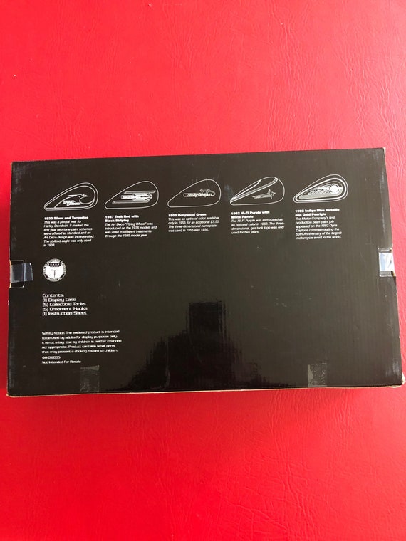 Rare 2005 Harley Davidson Collectible Tank Set With Display Case