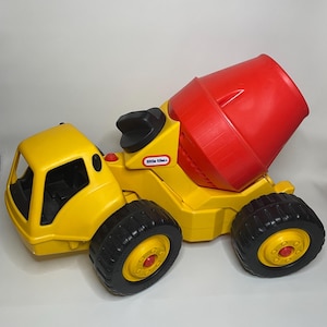 Rare Vintage 1990s Little tikes concrete mixer truck made in the USA