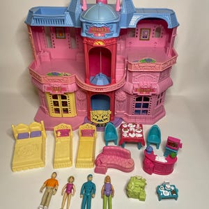 Vintage fisher price sweet streets grand hotel with original accessories