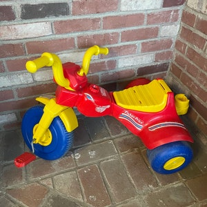 Rare 1985 fisher price tricycle made in the USA