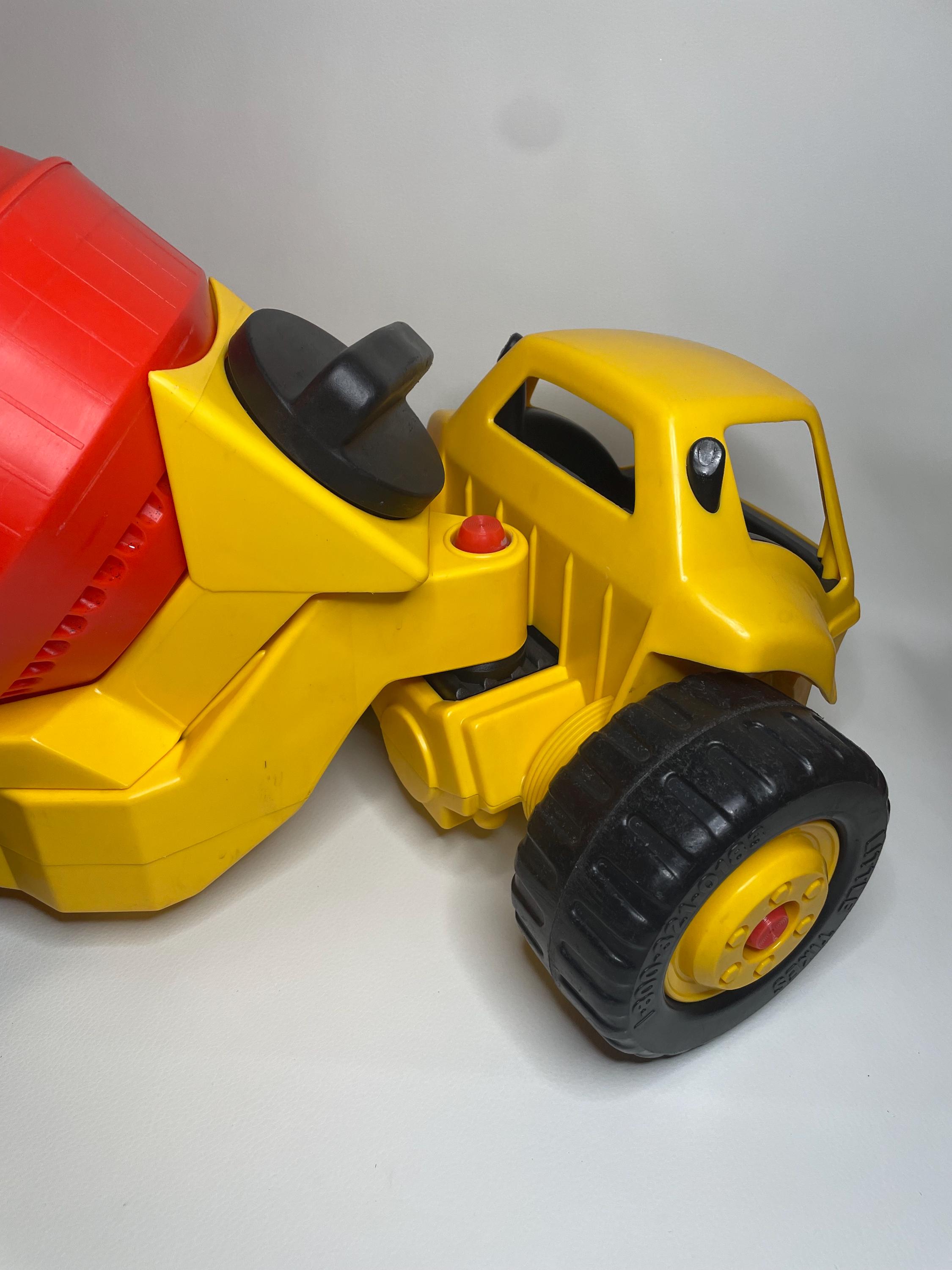 Rare Vintage 1990s Little Tikes Concrete Mixer Truck Made in the
