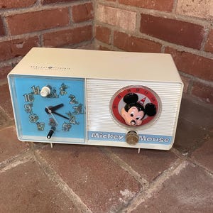 1970s General Electric Mickey Mouse radio alarm clock
