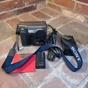 Vintage Sony Mavica MVC-FD7 Digital Camera - Etsy