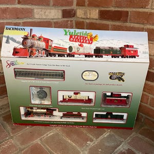 2011 Bachmann &quot;Yuletide Special Delivery&quot; O-scale narrow gauge model train set NEW