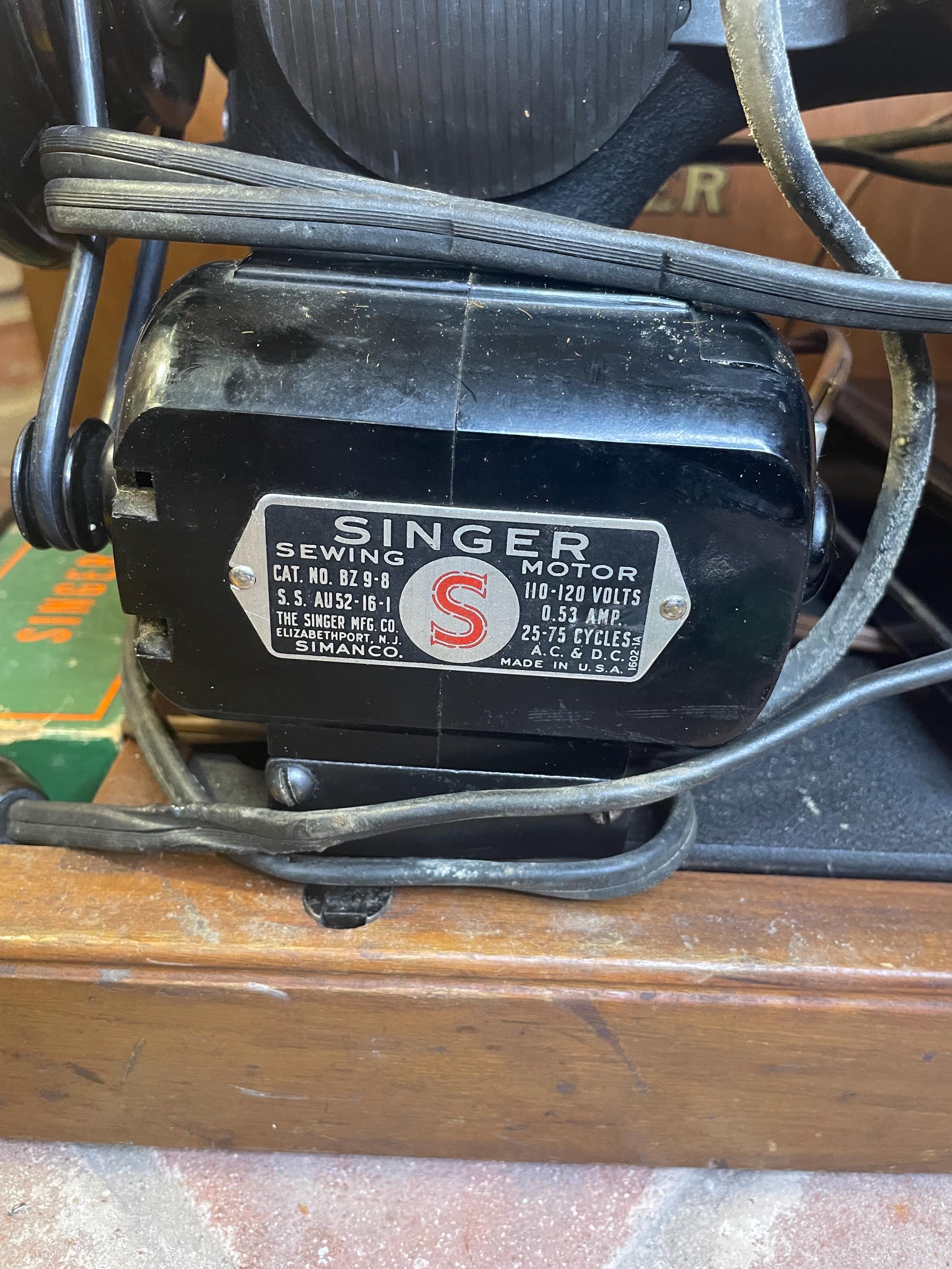 Antique Mid Century 1950s Singer Sewing Machine Model BZ 9-8 With
