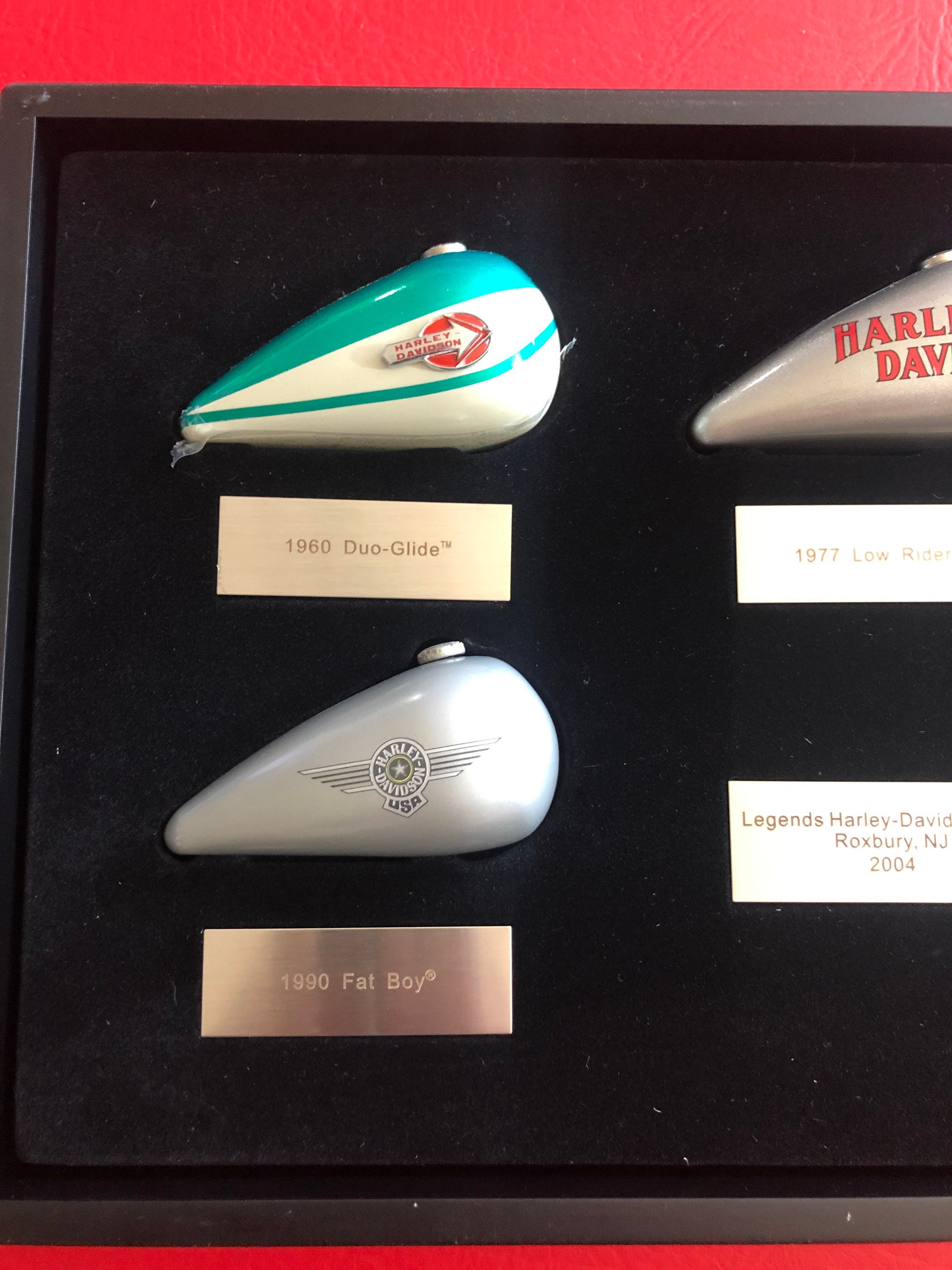 Rare 2005 Harley Davidson Collectible Tank Set With Display Case
