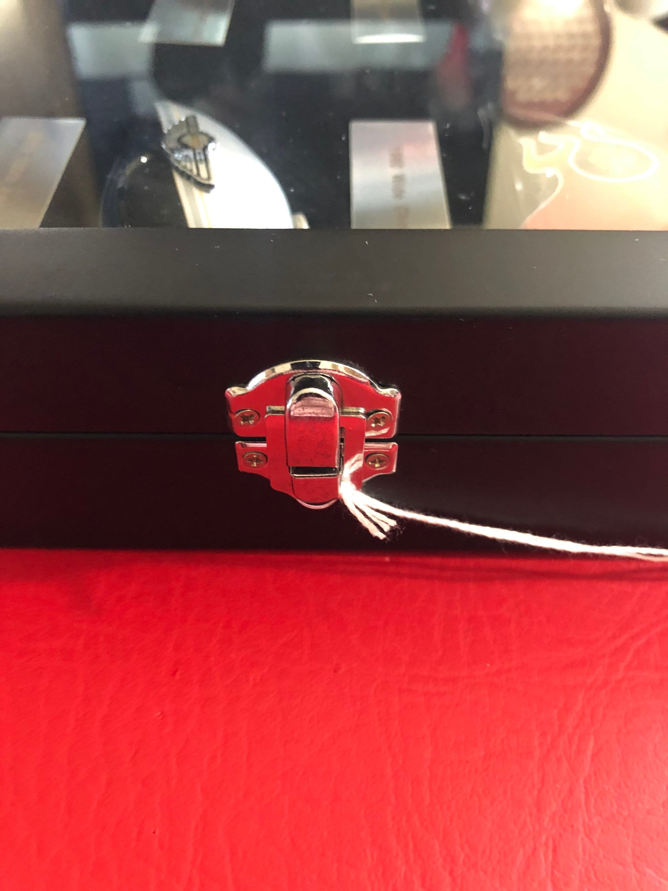 Rare 2005 Harley Davidson Collectible Tank Set With Display Case