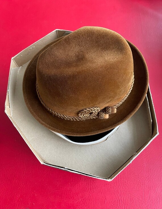 Vintage 1950s Saks fifth av hat with original box - image 2