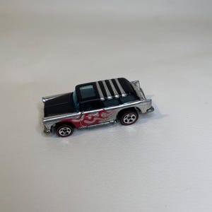 Rare 1969 Hot Wheels Redline Chevy NOMAD Silver/Chrome W/ red Flames Excellent!