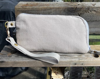 Canvas wristlet/I phone wallet/Cell phone wristlet wallet/Wristlet keychain wallet/Handmade wristlet purse/Khaki Canvas Clutch purse