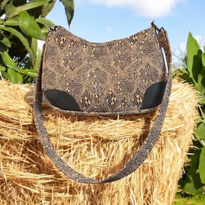 Gorgeous Cork purse/Cork bag/Cork Crossbody bag/Cork Shoulder bag/Cork Handbag/Cork/Vegan/Cork Leather