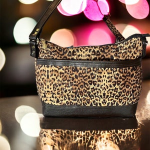 Leopard Print shoulder bag/Leopard print Purse/Brown leather handbag/Brown Leather Bag/Handbag/Purse/Leopard Print Crossbody bag