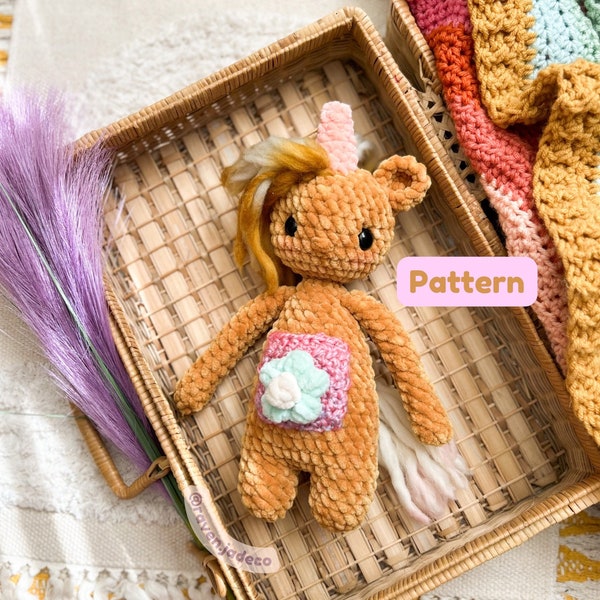 Mini Wonderland Unicorn Pattern / Crochet Pattern / Forest People Crochet Pattern / Amigurimi Pattern / Mushroom Crochet / Whimsy Folks
