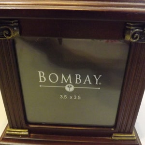 Bombay Company 3 1/2 inch by 3 1/2 inch Picture Storage Box