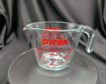Pyrex 1 Cup Glass Measuring Cup Red Lettering