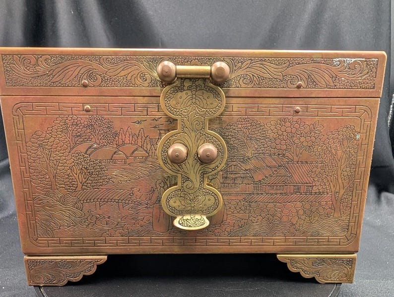 Vintage Asian Relief Scene Engraved Brass Jewelry Box With Mirror - Etsy