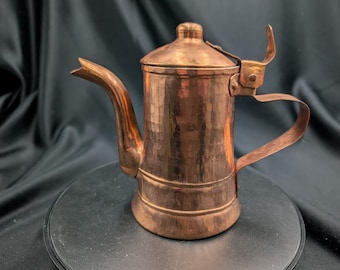 Vintage Hammered Copper Coffee Pot Individual Server Hinged Lid Rustic Farmhouse Decor