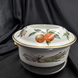 Royal Worcester Evesham Gold Casserole Dish Shape 24 Size 5 Covered Oval Game Dish Vintage England Fruit Gold Trim