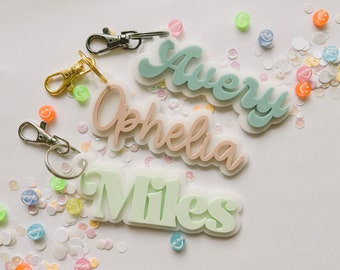 Llavero con nombre / Cadena acrílica personalizada con nombre para mochilas, pañaleras, regreso a clases, regalos para niños, equipaje de viaje, escuela, personalización