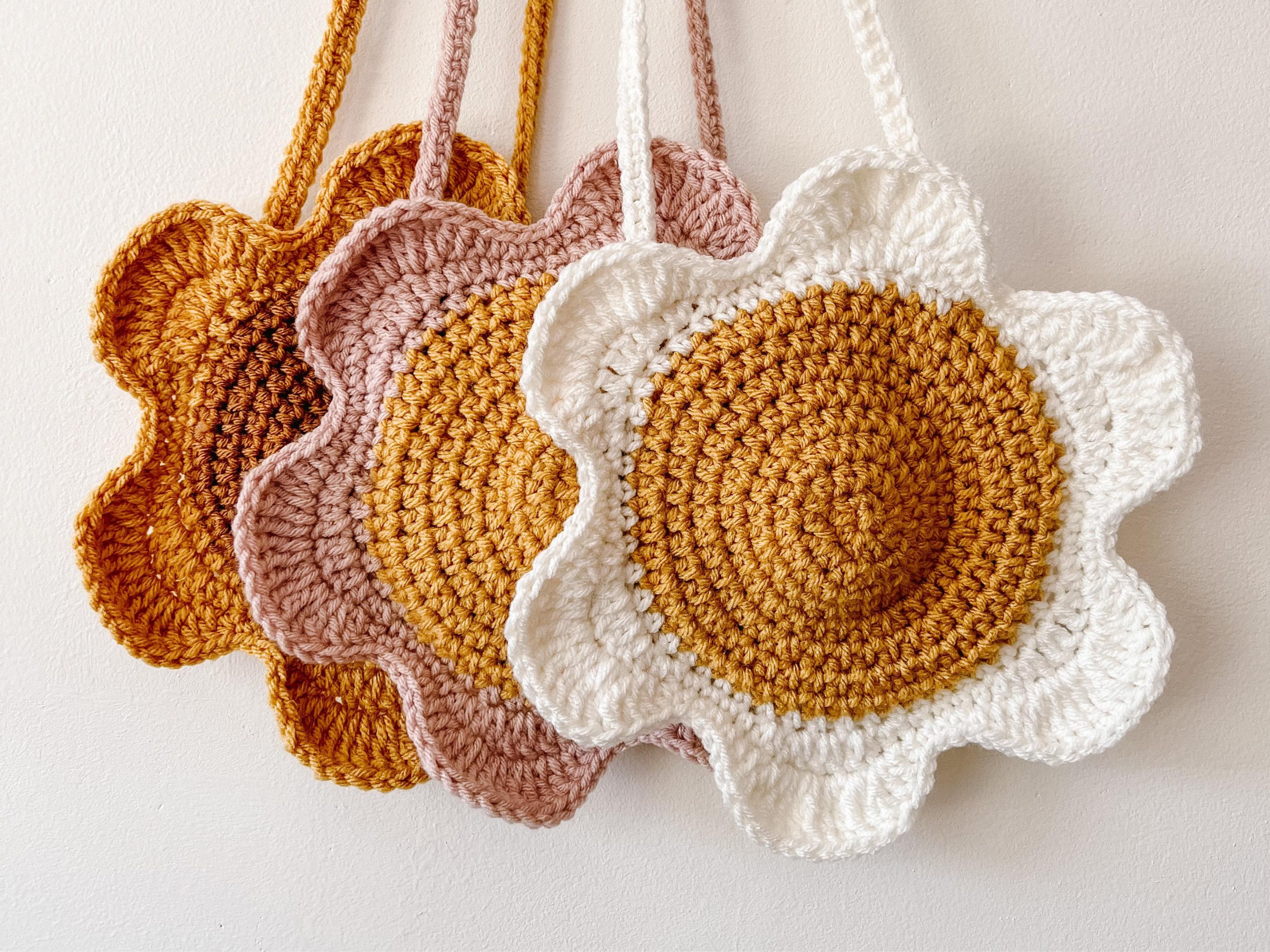 toddler daisy purse | crochet children's play purse | daisy purse, flower purse, toddler purse, birthday gift, spring purse, easter basket